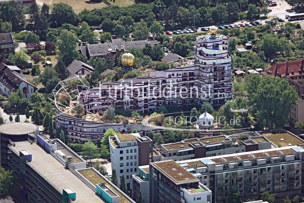 2015_07_10 Luftbild Hundertwasserhaus Darmstadt 15k2_9088