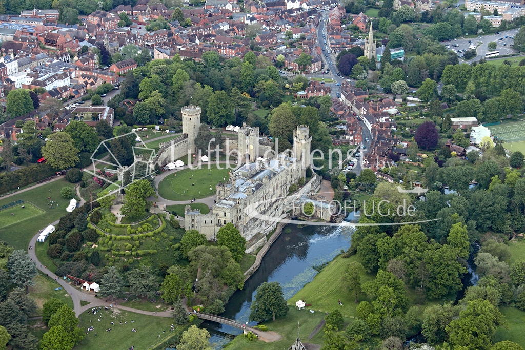 14k2_10133 Luftbild Warwick Castle