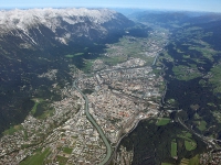 08_18426 09.09.2008 Luftbild Innsbruck