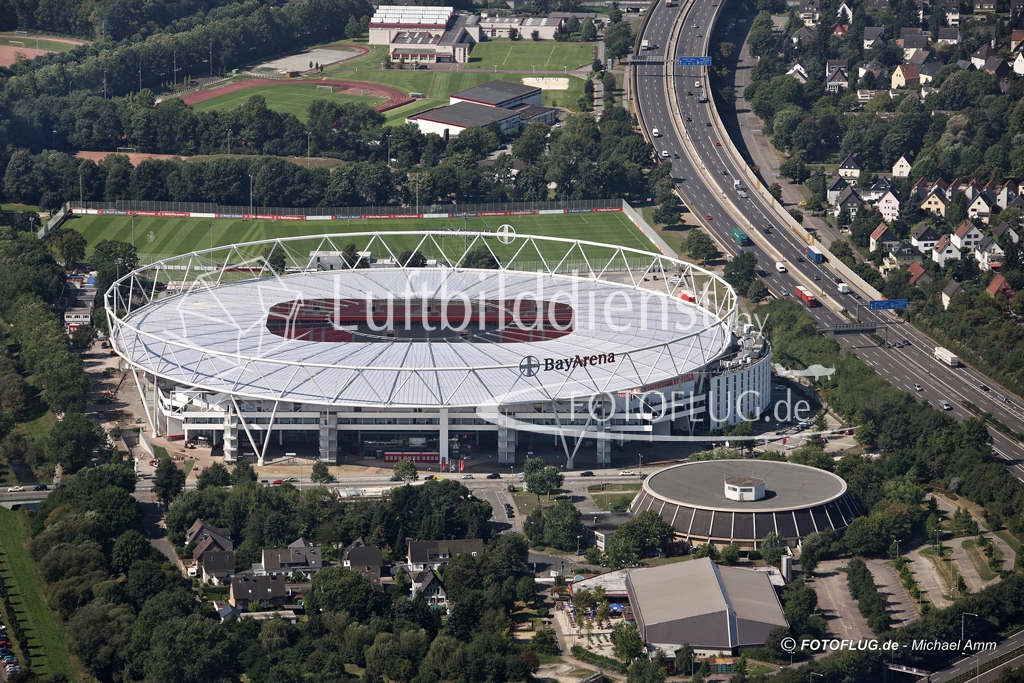 09_12234 19.08.2009 Luftbild Leverkusen