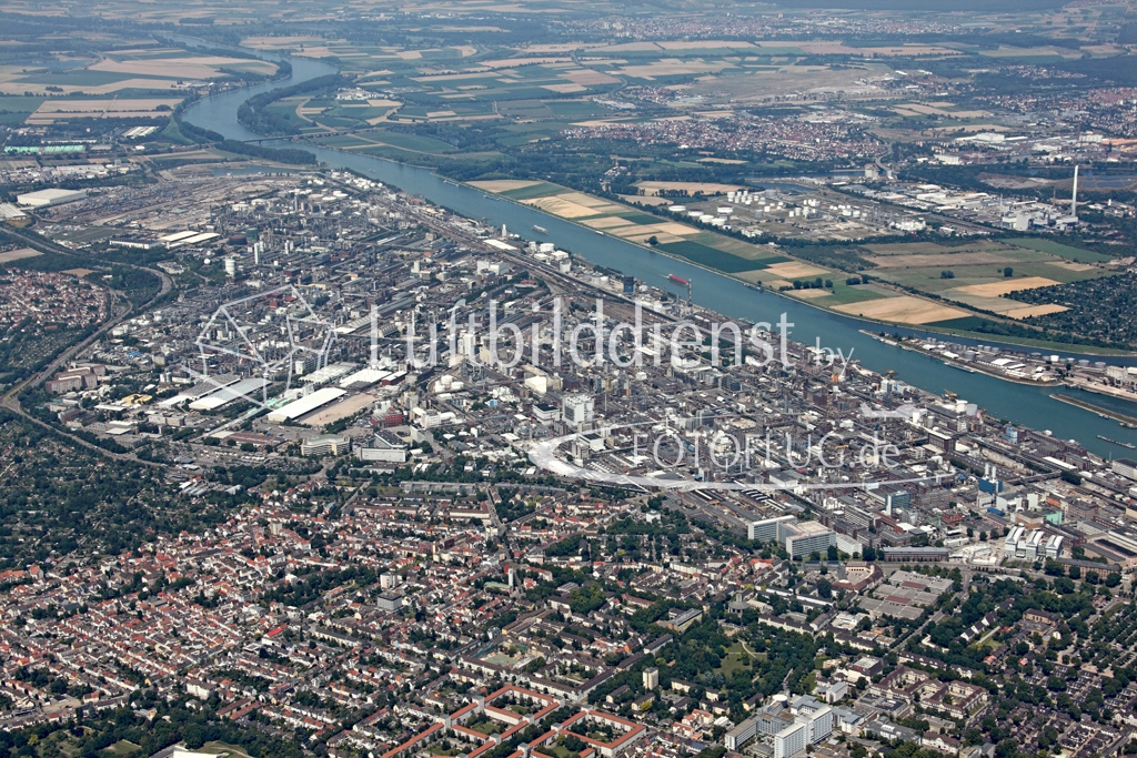 2015_07_02 Luftbild Ludwigshafen am Rhein 15k2_4110