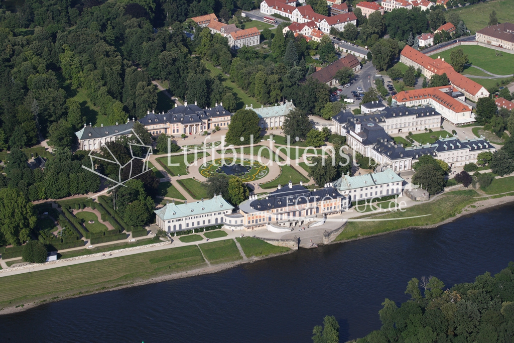 07_16167 06.08.2007 Luftbild Pillnitz