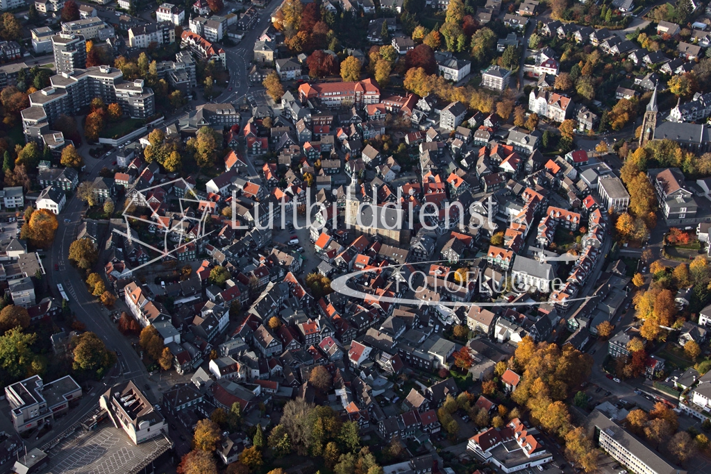 12K2_5557 22.10.2012 Luftbild Remscheid-Lennep