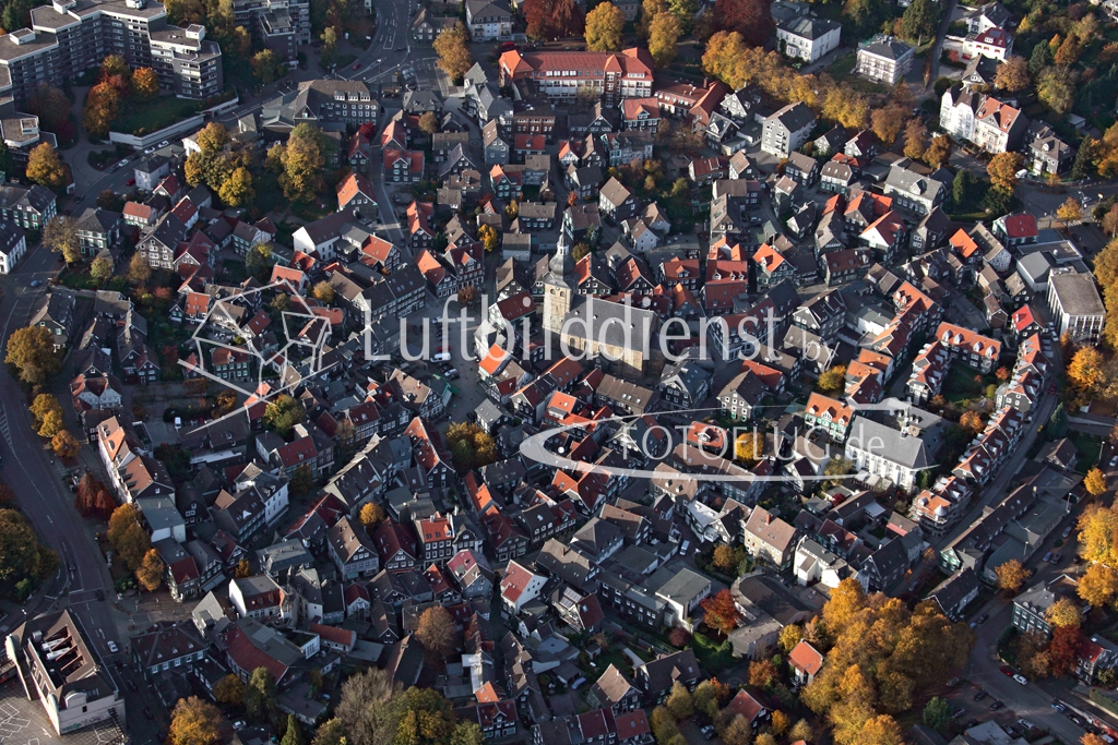 12K2_5558 22.10.2012 Luftbild Remscheid-Lennep