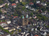 15k2_08147 02.05.2015 Luftbild Schwelm Kirche