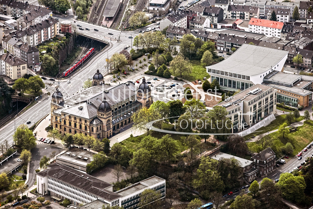 2015_05_02 Luftbild Wuppertal Stadthalle 15k2_08043