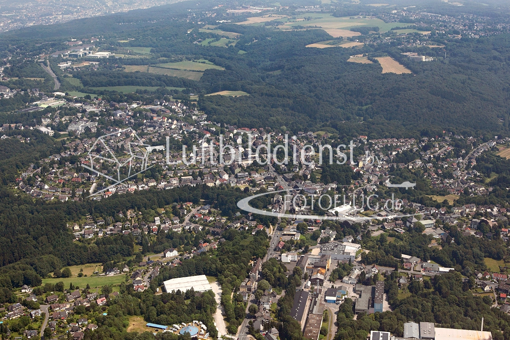 2015_07_04 Luftbild Wuppertal Cronenberg Hahnerberg 15k2_6842