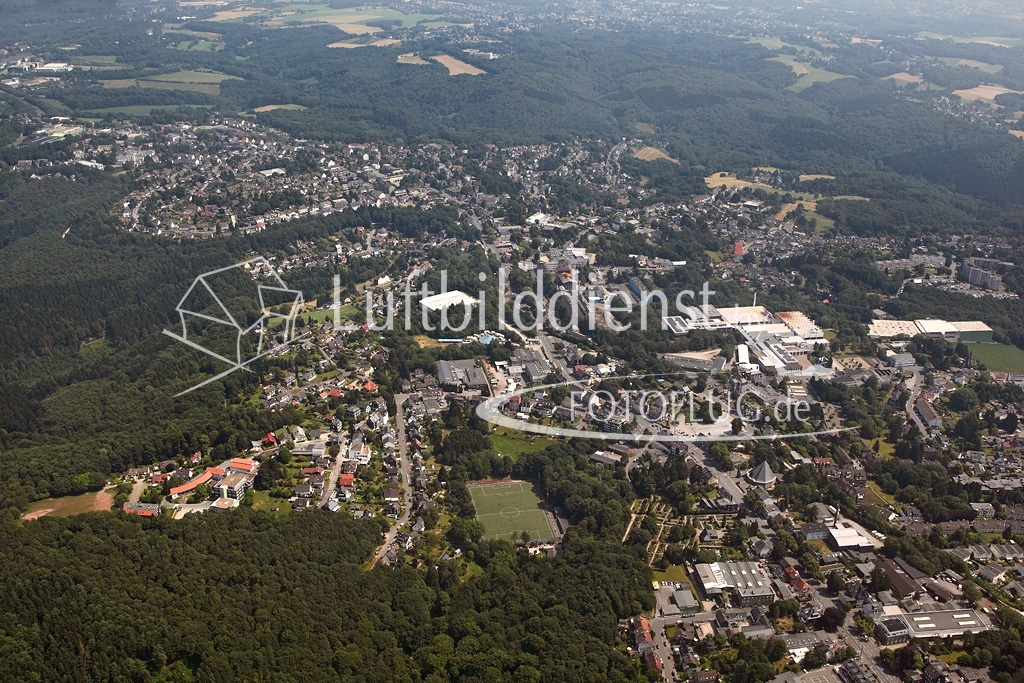 2015_07_04 Luftbild Wuppertal Cronenberg Hahnerberg 15k2_6846