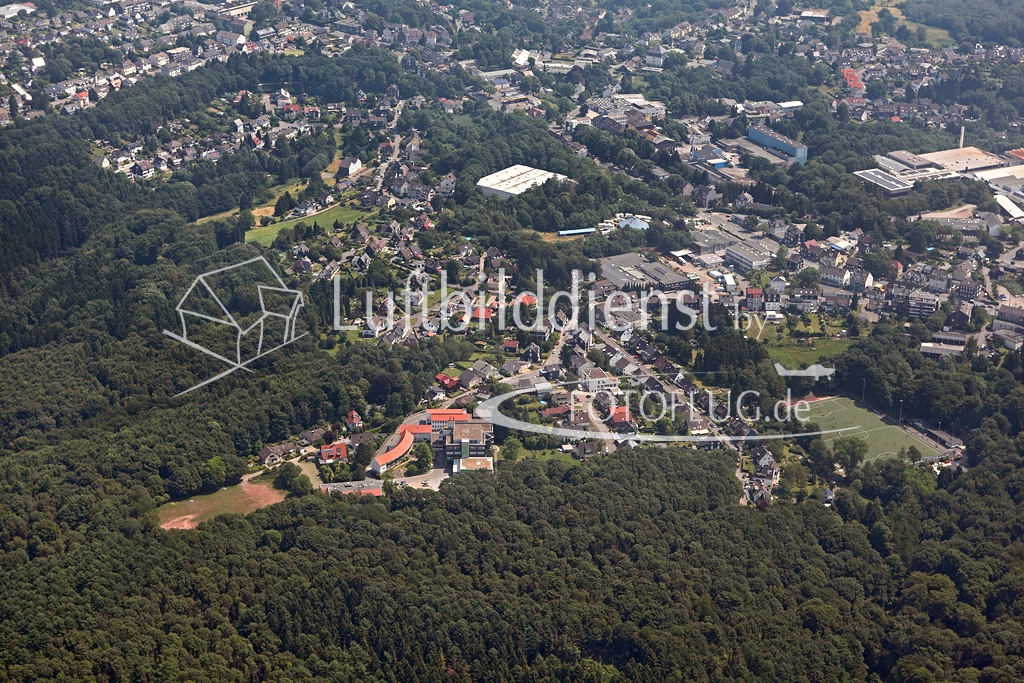2015_07_04 Luftbild Wuppertal Cronenberg Hahnerberg 15k2_6848