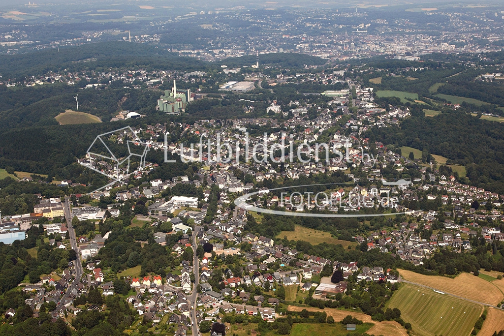 2015_07_04 Luftbild Wuppertal Cronenberg Hahnerberg 15k2_6884