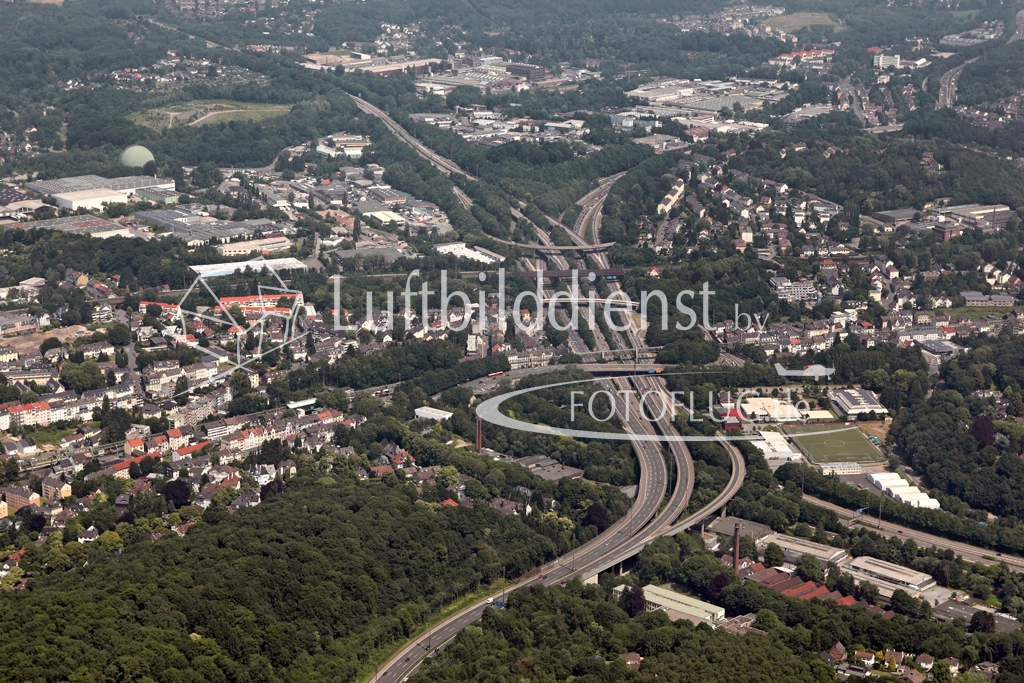 2015_07_04 Luftbild Wuppertal Sonnborn 15k2_6911