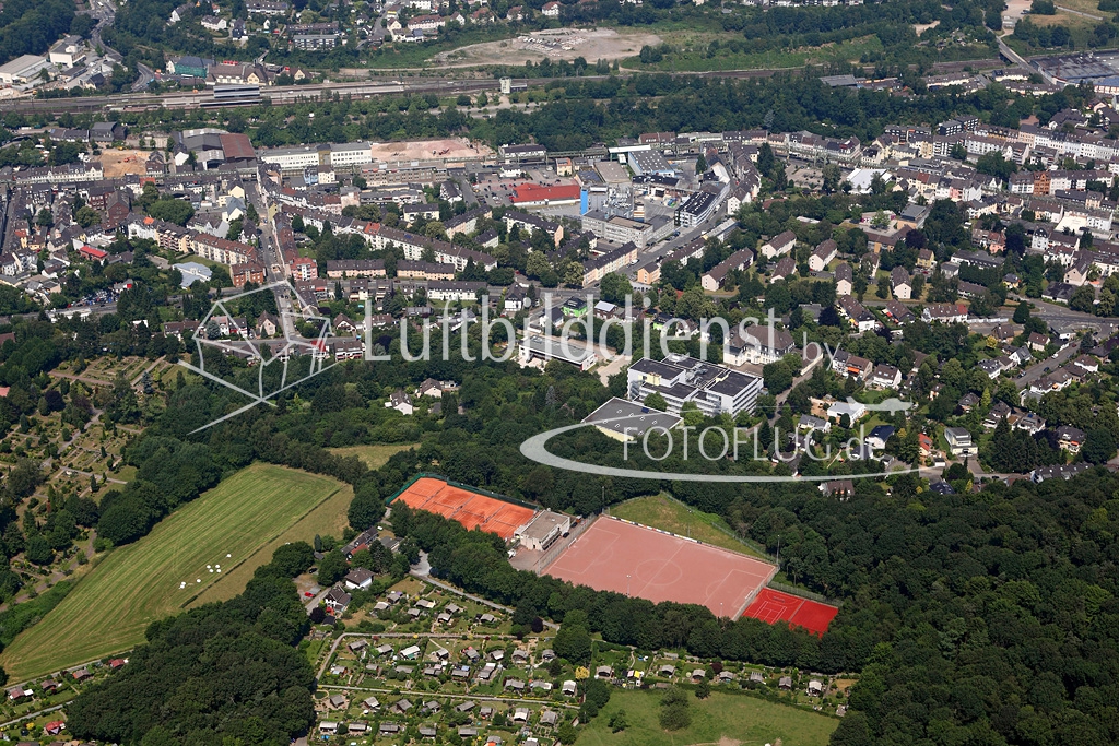 2015_07_04 Luftbild Wuppertal-Vohwinkel 15k2_6952
