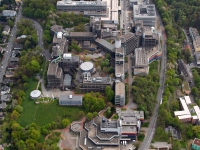15k2_08135 02.05.2015 Luftbild Wuppertal Universitaet