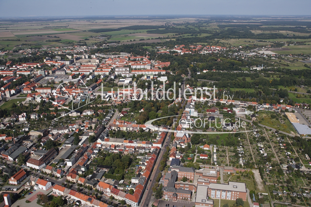 07_18166 16.09.2007 Luftbild Zerbst