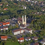06_13147 06.09.2006 Luftbild Pfarrkirchen