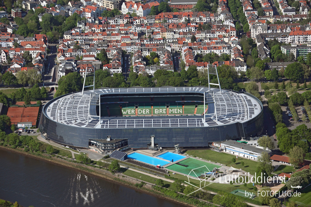 15k2_08409 15.05.2015 Luftbild Bremen Stadion