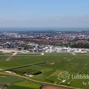 15k2_08388 15.05.2015 Luftbild Bremen Flughafen