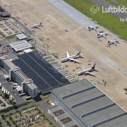 2018_06_20 Luftbild Flughafen DUS 18k3_2651